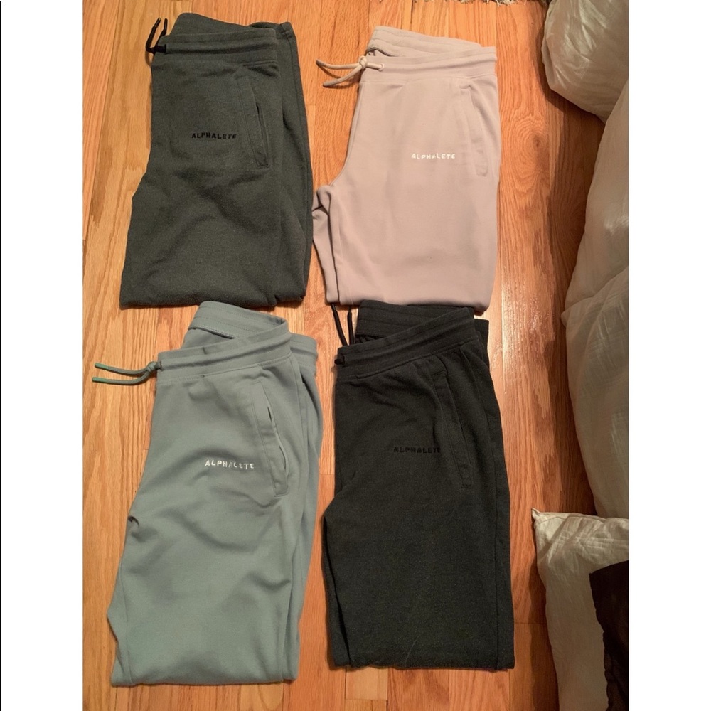 Men’s Alphalete joggers bundle.